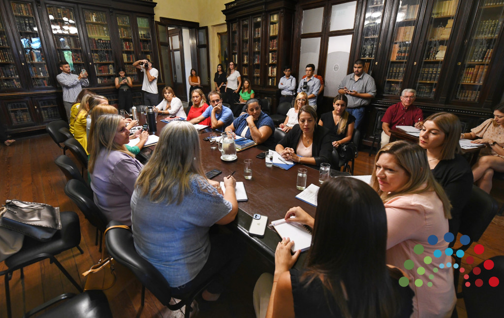 La Banca de las Mujeres comenzó a trabajar en la agenda de marzo